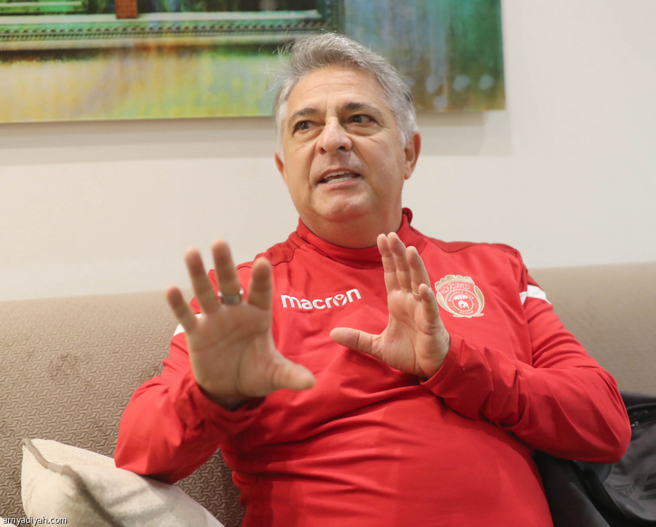 باكيتا:
وصفوني بالمجنون