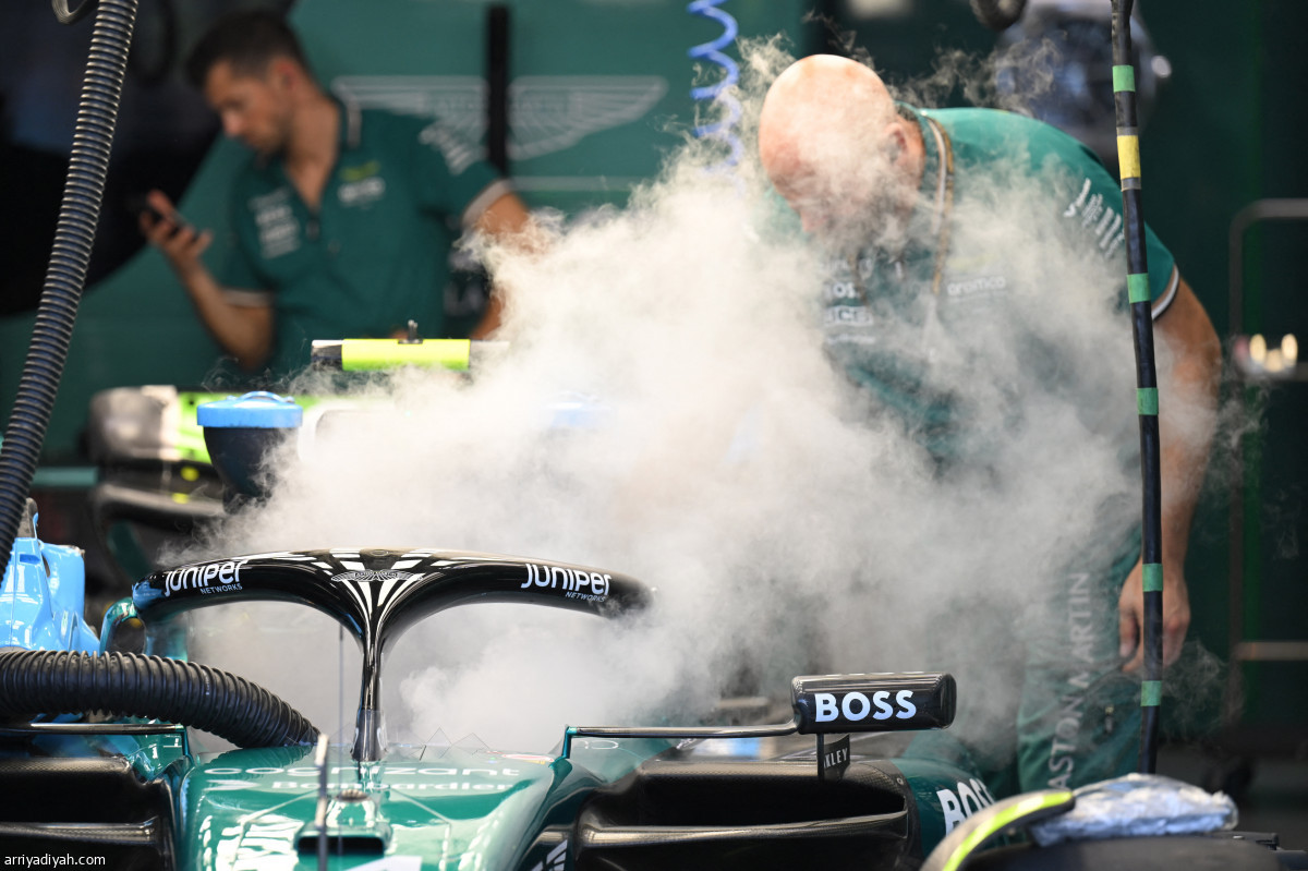 التجارب تنطلق