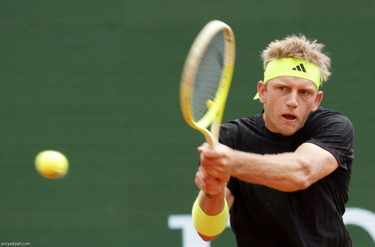 فوكينا يتأهل