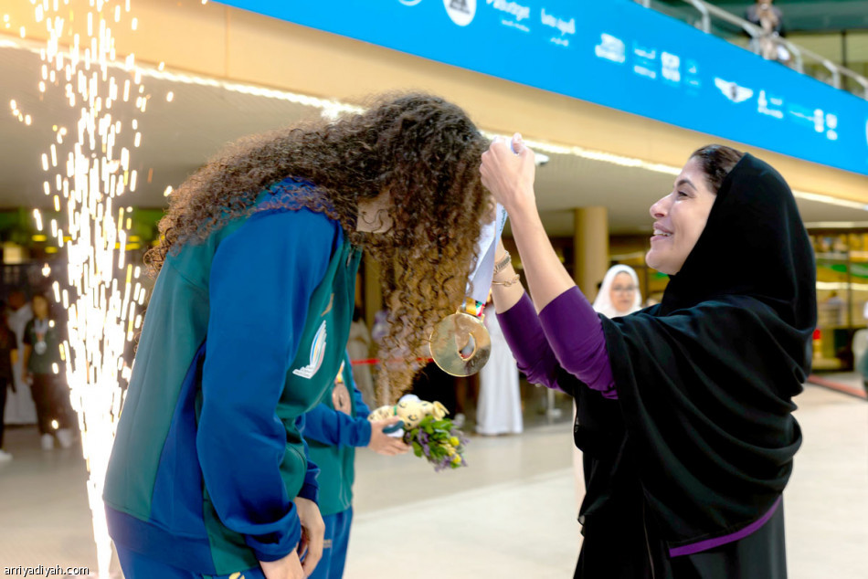 فاطمة.. 15 شهرا 
قبل بلوغ القمة