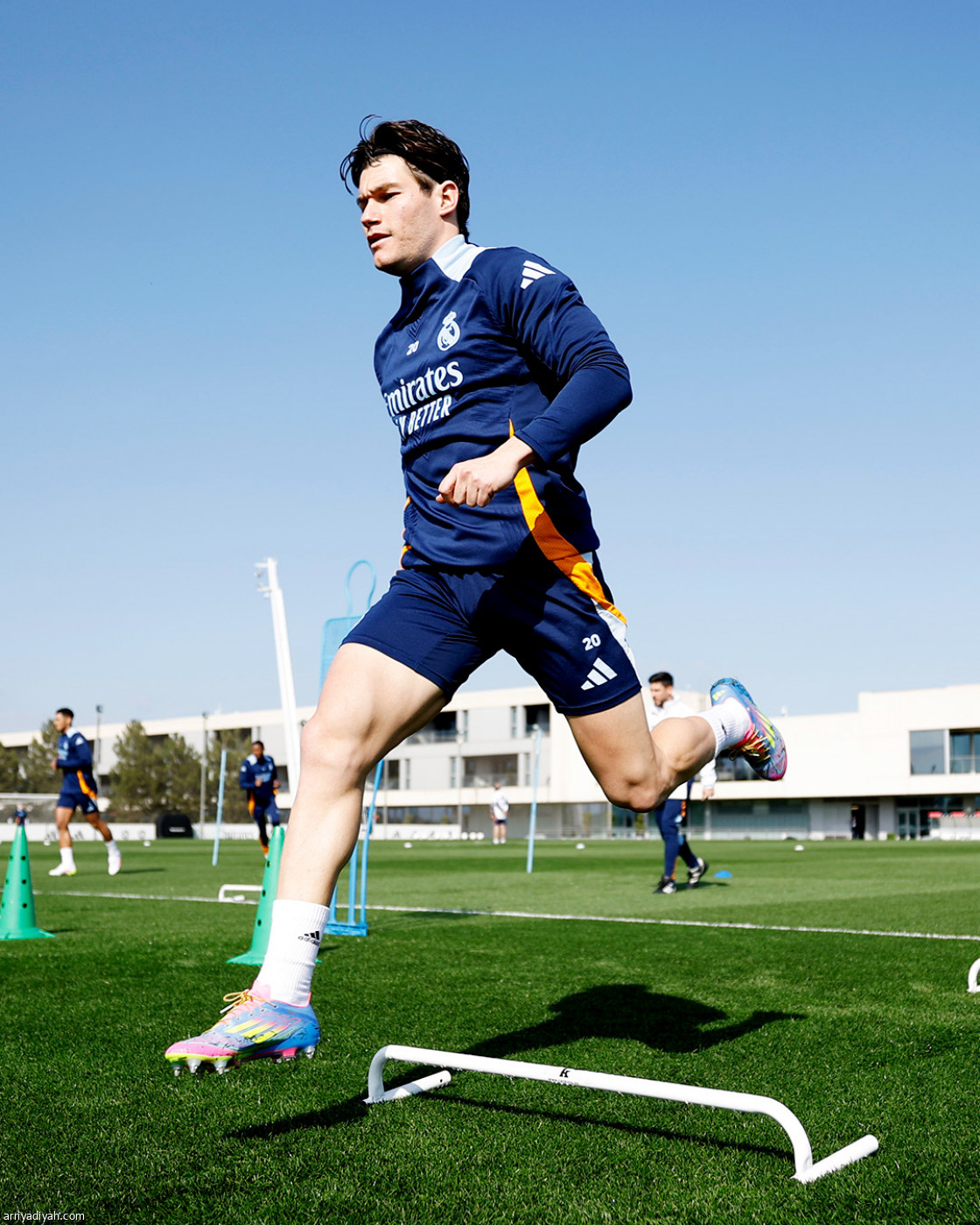 عودة الدوليين