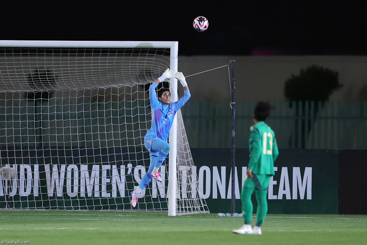 أخضر السيدات ينتصر