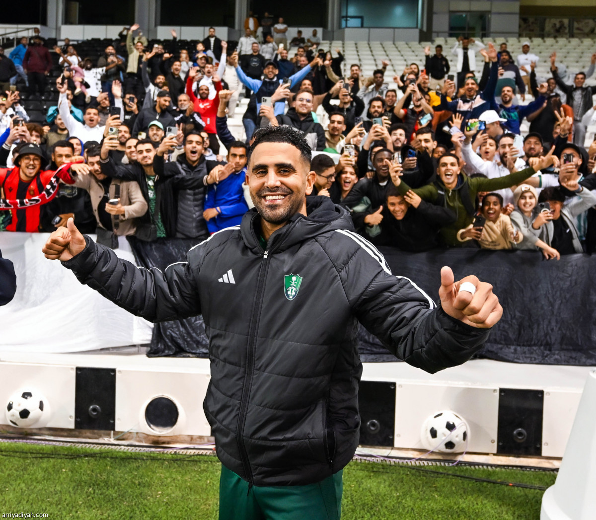 فرحة في السد