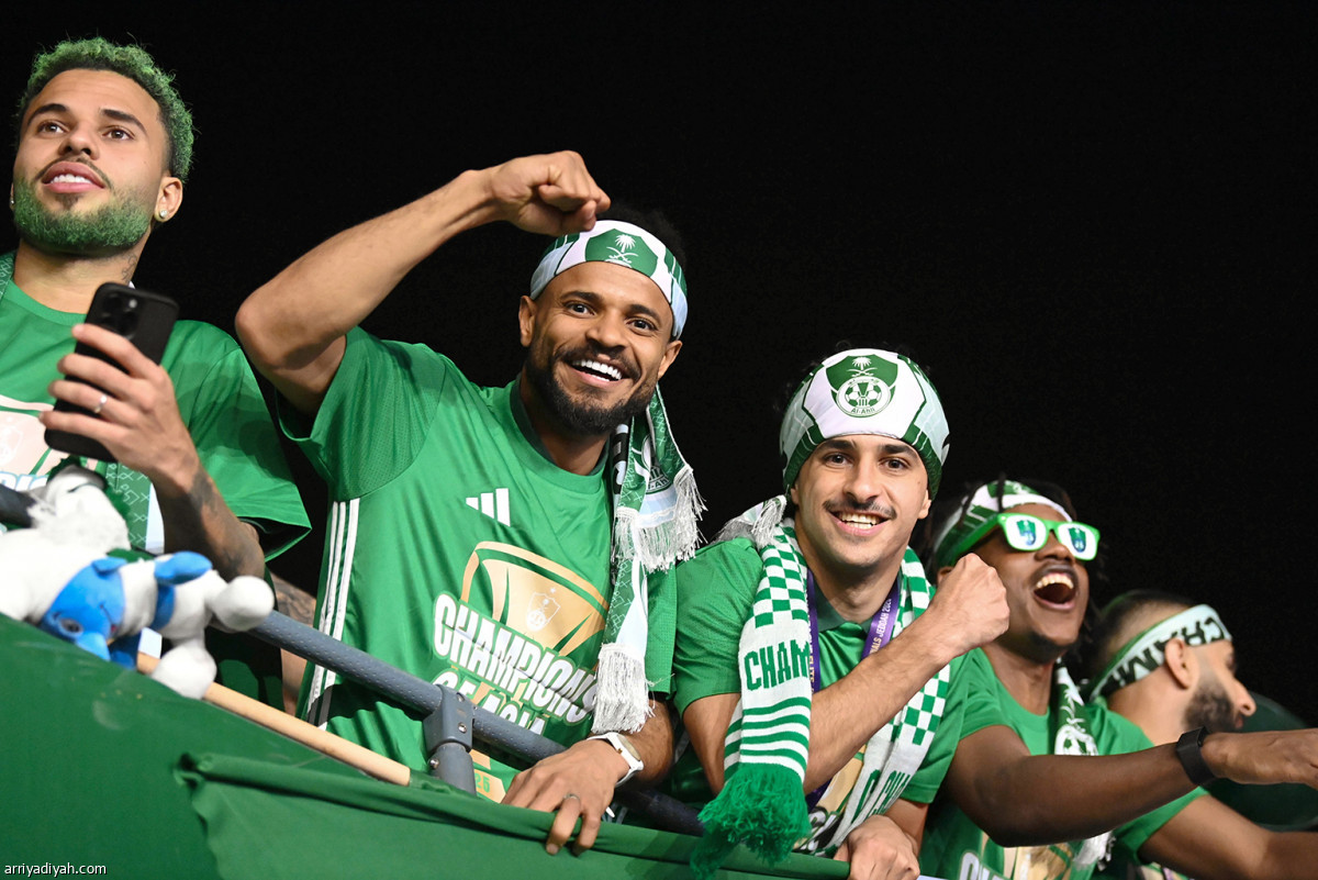 مسيرة الأبطال