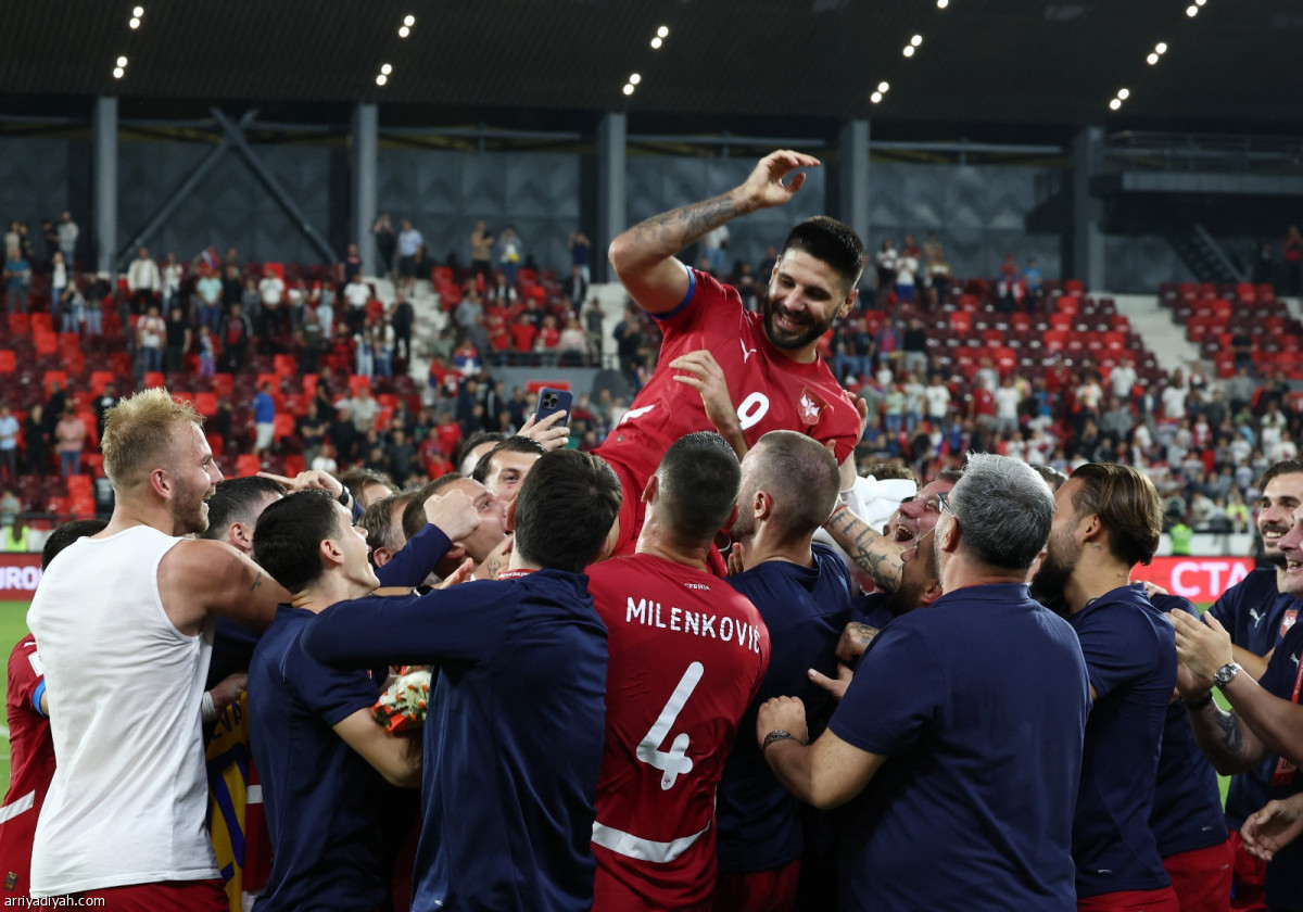 ميتروفيتش يحتفل بالمئوية