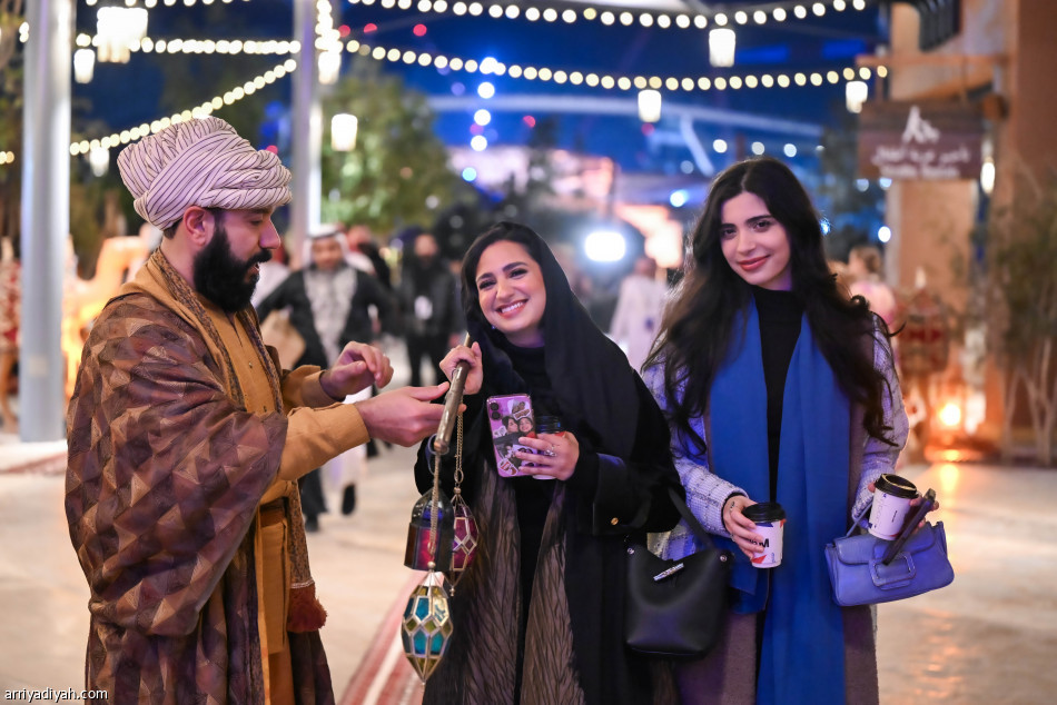 أمير الرياض يفتتح «Six Flags» في القدية