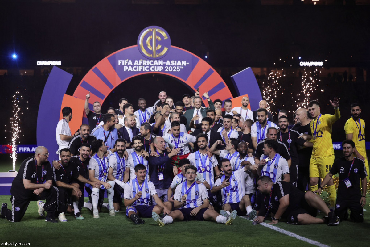 تتويج وحسرة