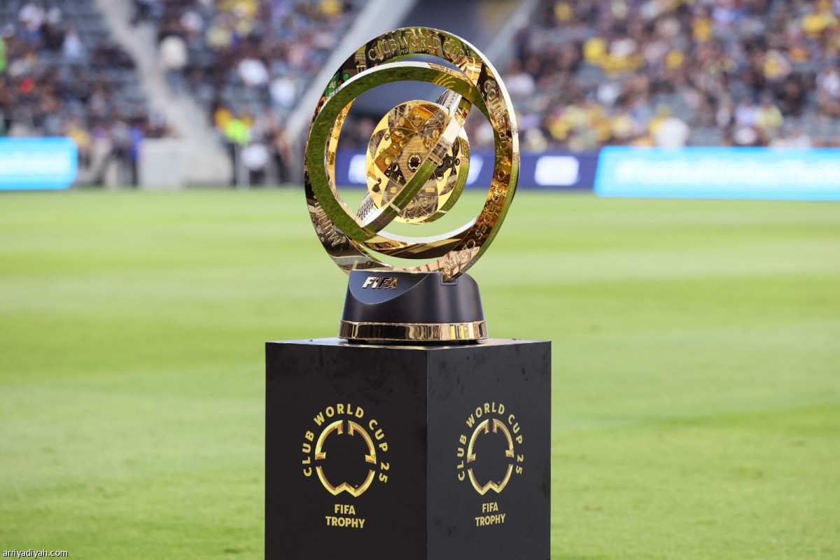 كأس العالم تظهر