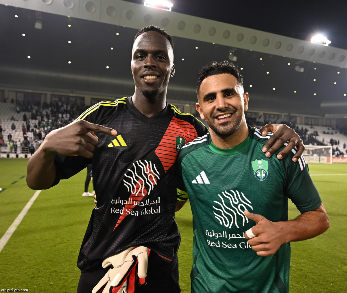 فرحة في السد