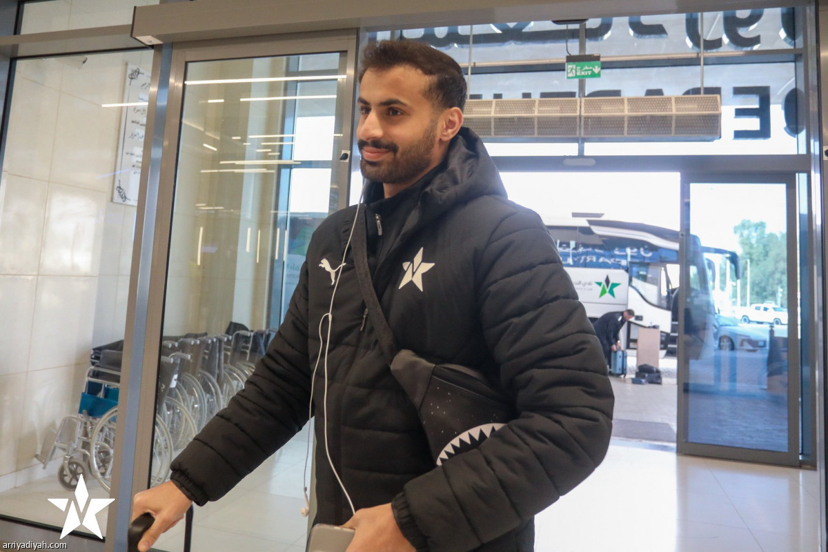 النجمة يغادر