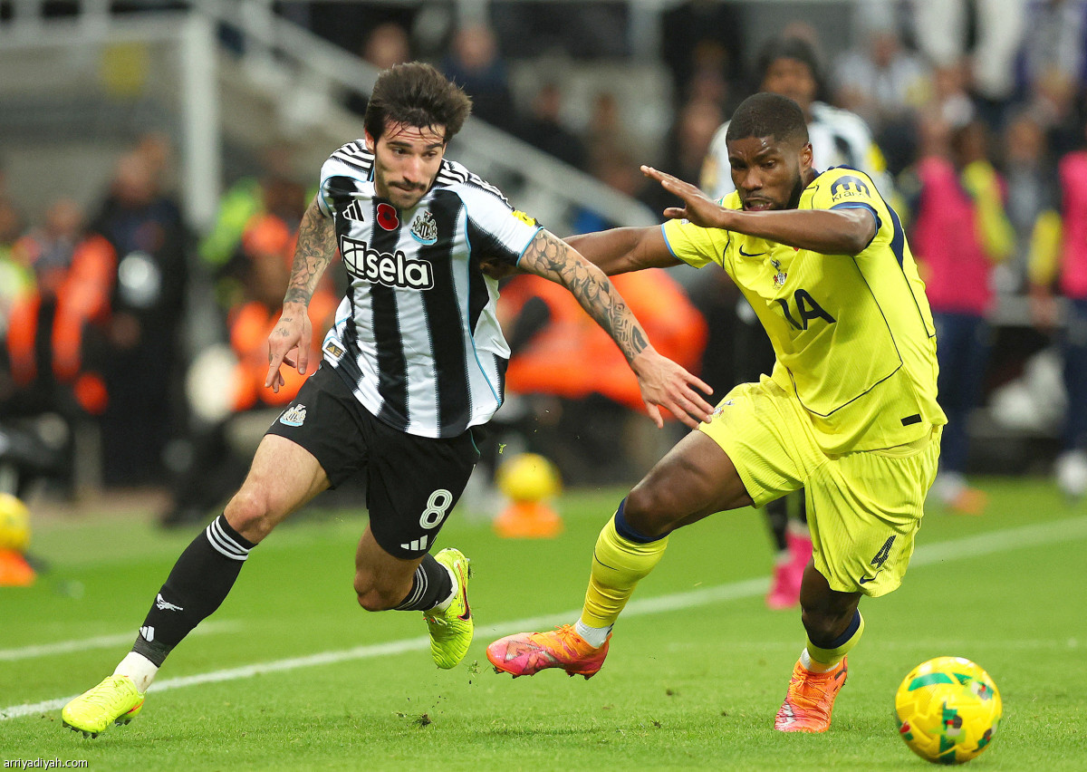 نيوكاسل يتأهل