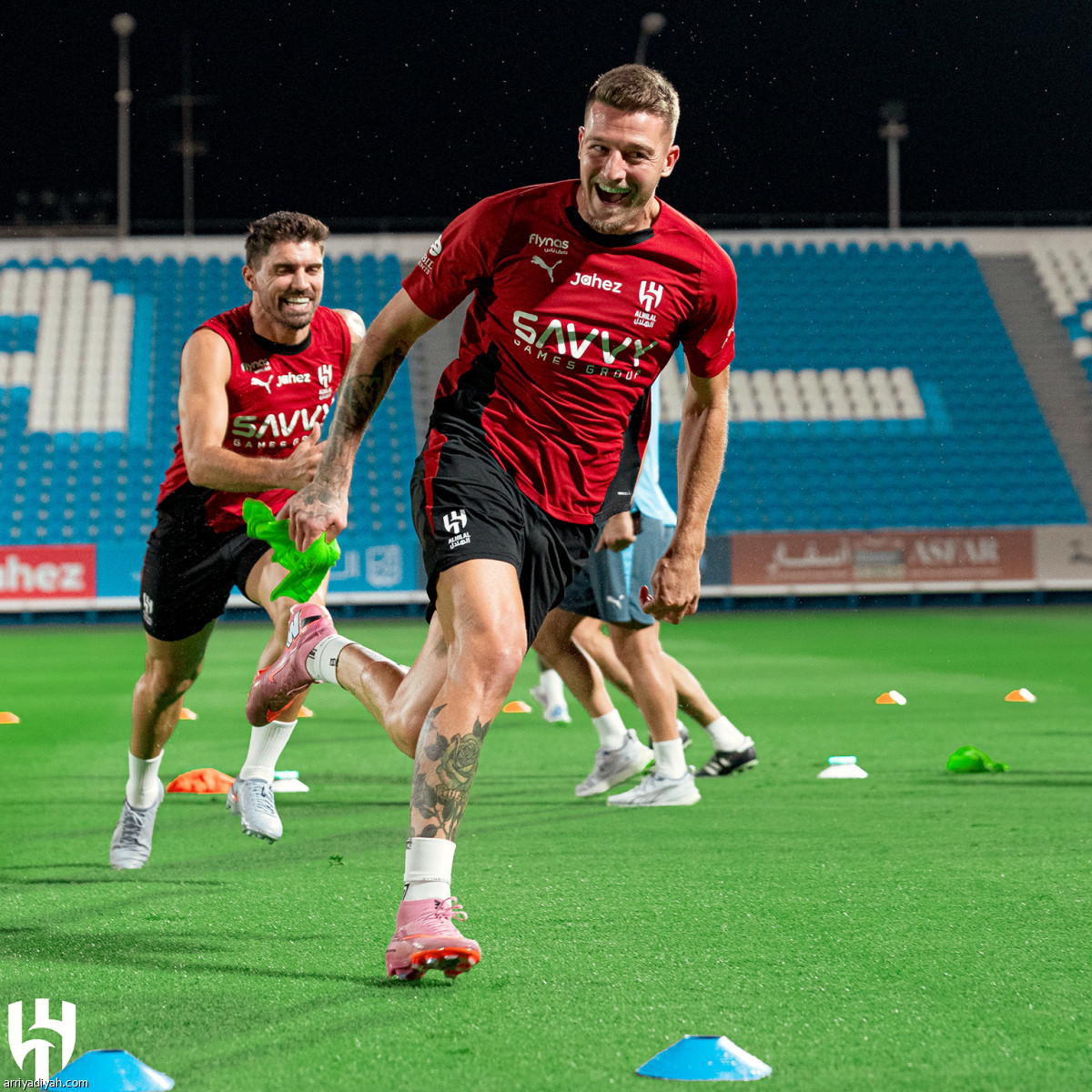 الرئيس يتابع