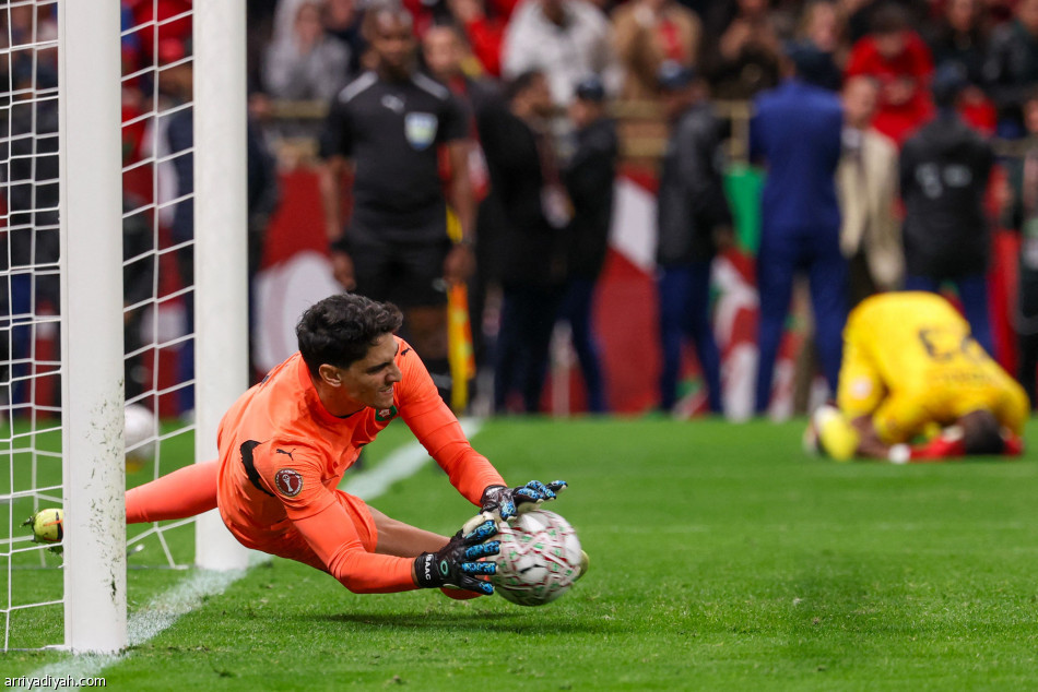 بونو يتألق ويرسل المغرب إلى النهائي الثالث